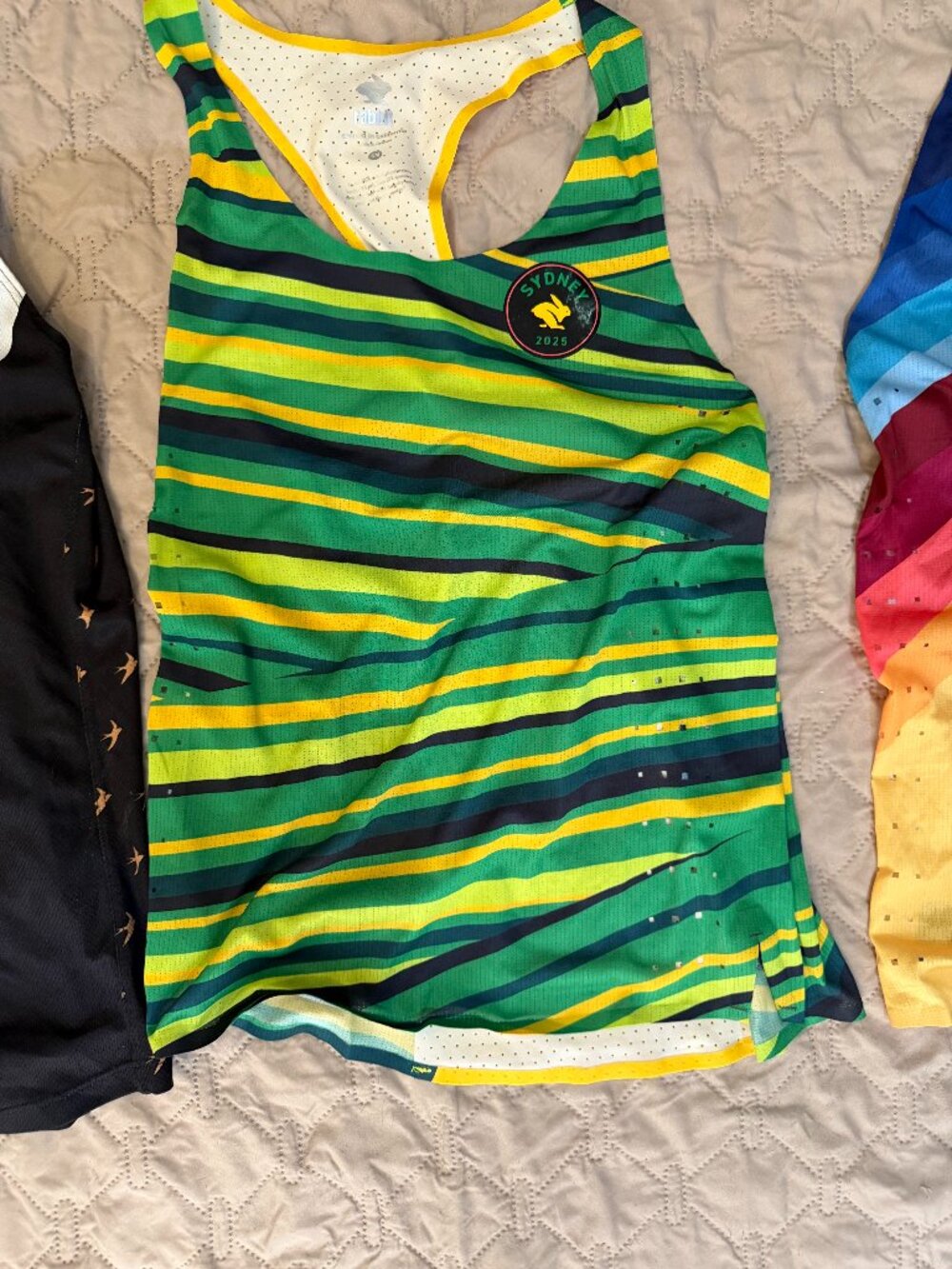Womens rabbit go time running tank top size small